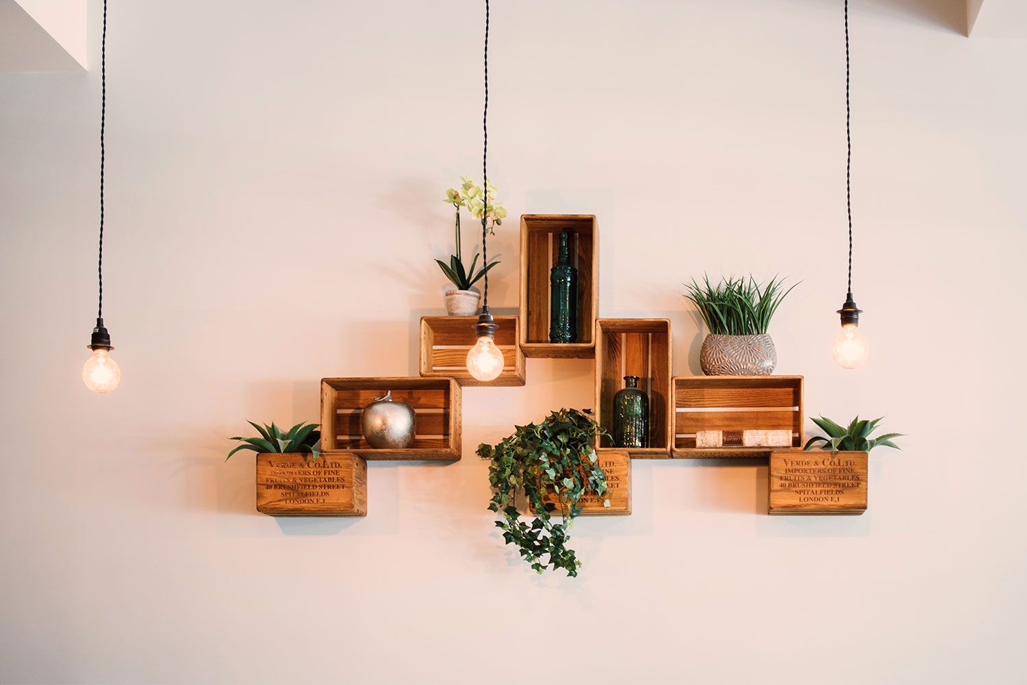 Floating shelves Floating shelves